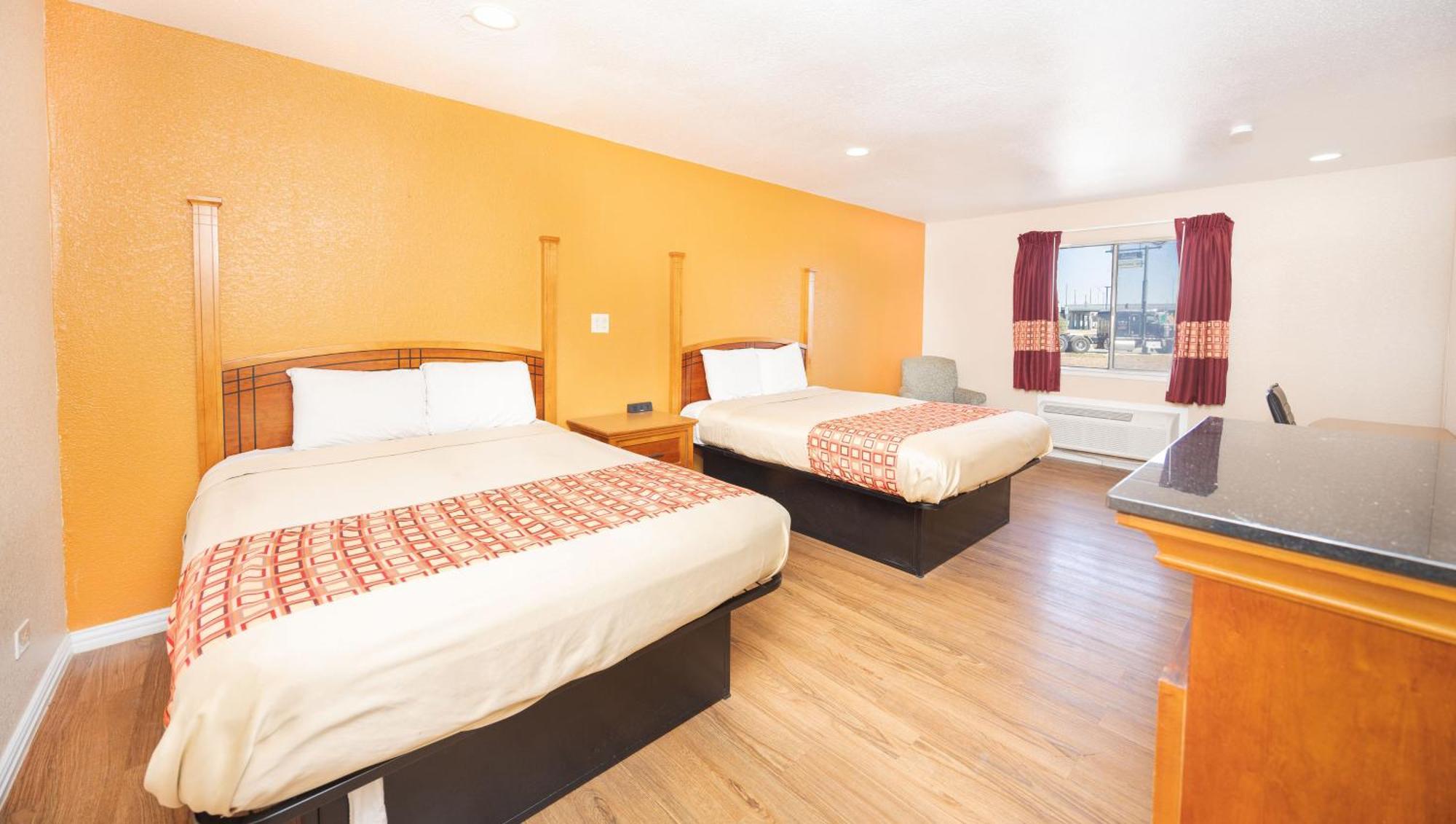 Regency Inn Hondo מראה חיצוני תמונה
