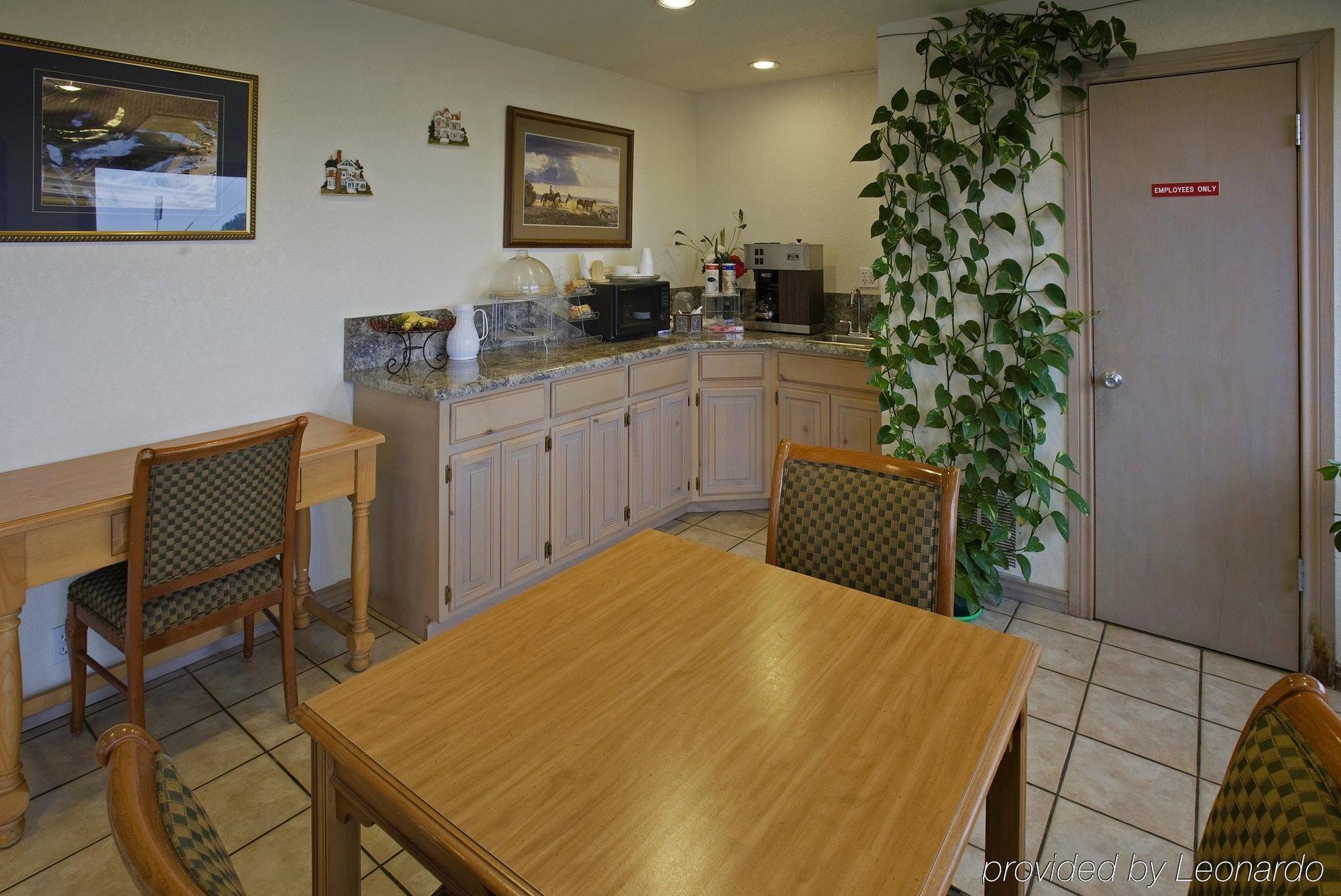 Regency Inn Hondo מסעדה תמונה